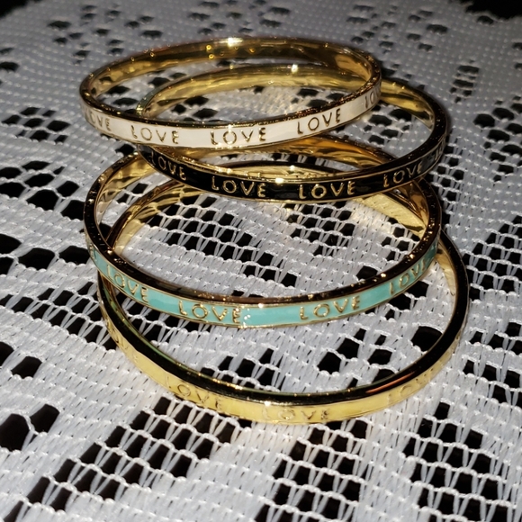 Lovely 2pc Letter Engraved Bangle Bracelet - Picture 6 of 7